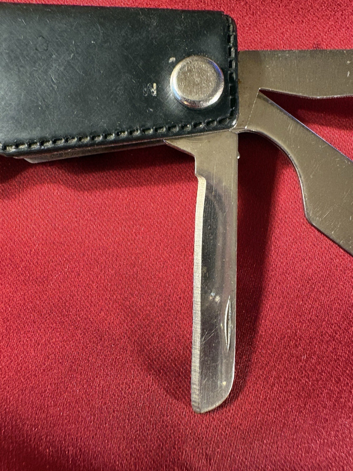 POCKET TOOL with Leather Holder: Screw Driver, Bottle Opener, File, Knife