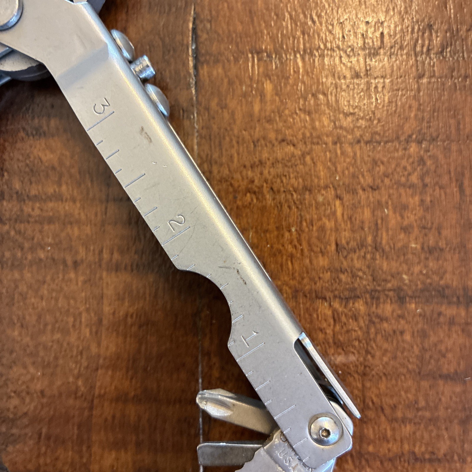 Gerber USA MP600 Blunt Nose Multitool Pliers Knife Saw Vintage – Very Clean!
