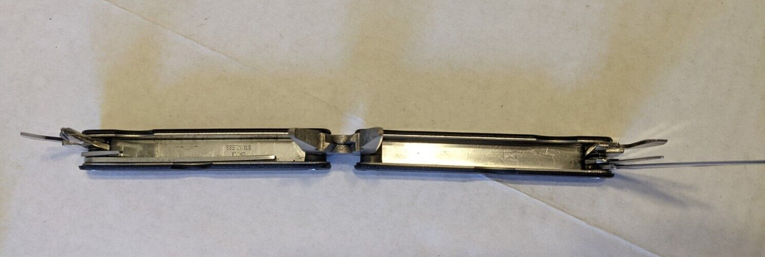 VINTAGE SENTINEL 12 FUNCTION MULTI-TOOL / CAMPING SURVIVAL SET, BELT POUCH