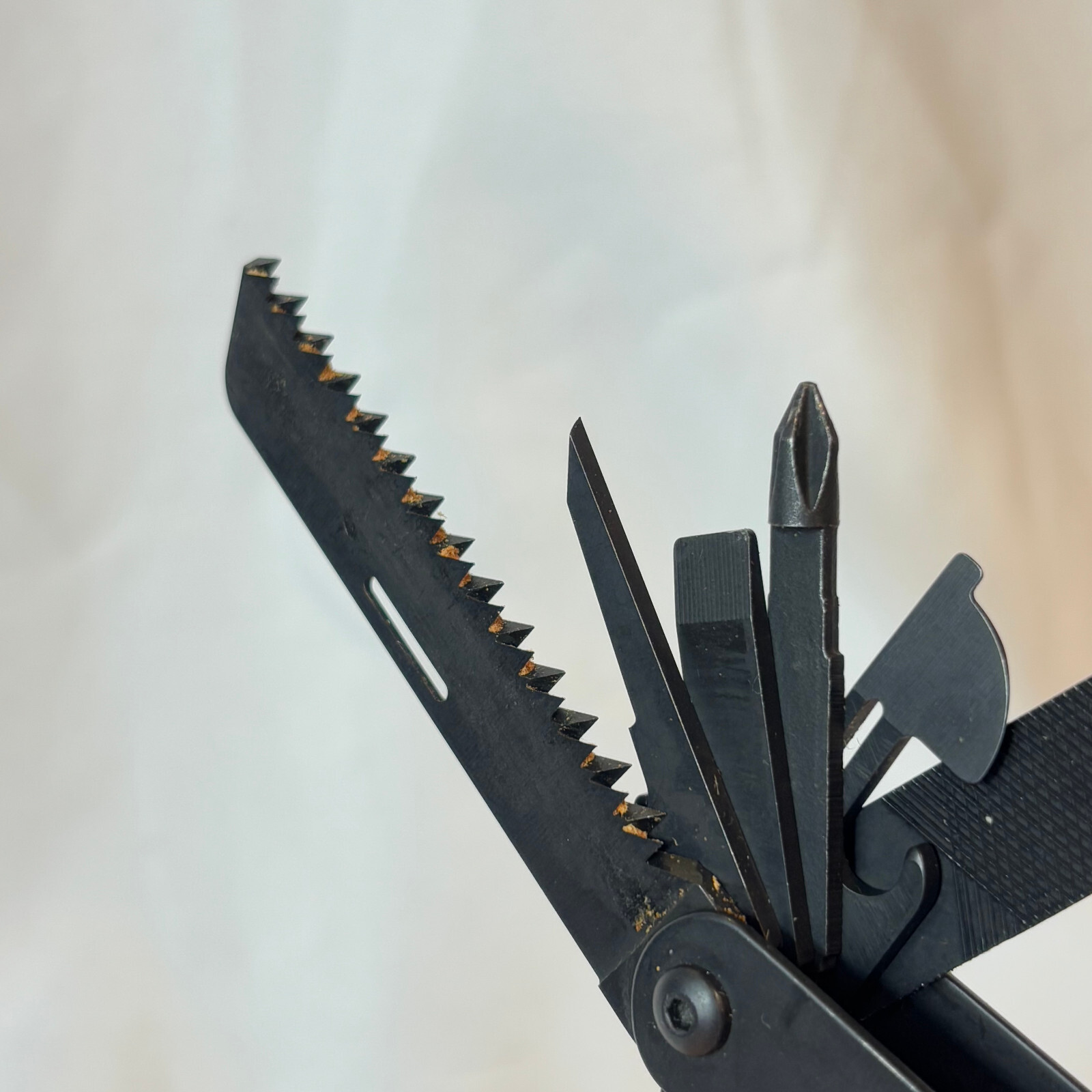 SOG Powerlock Multitool With Sheath