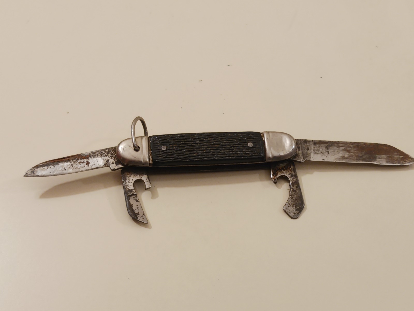 The Ideal Camper Knife multi Tool 4 Black Base