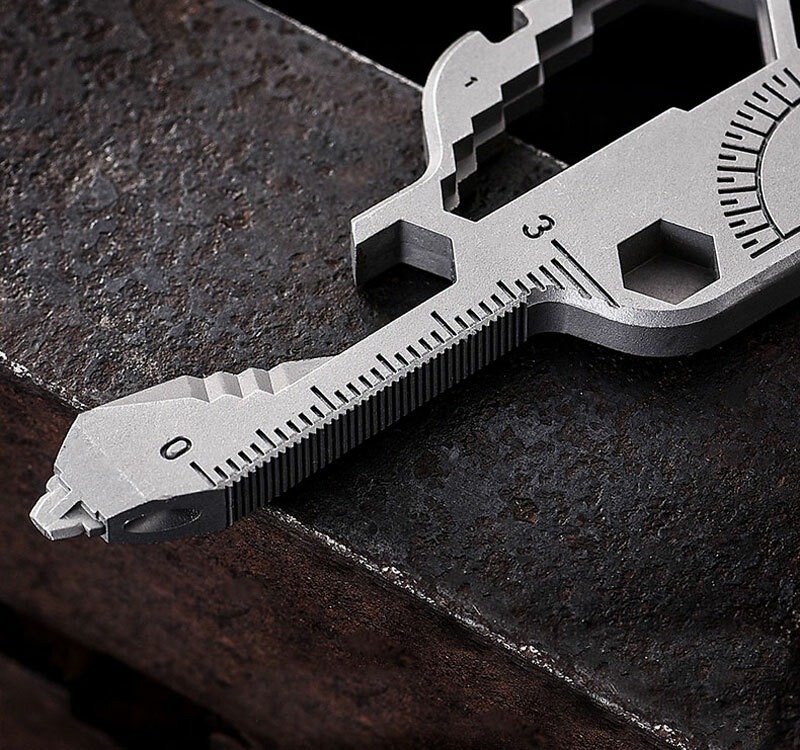Outdoor Portable Multifunctional Key Tool Gadget Combination Card Camping EDC