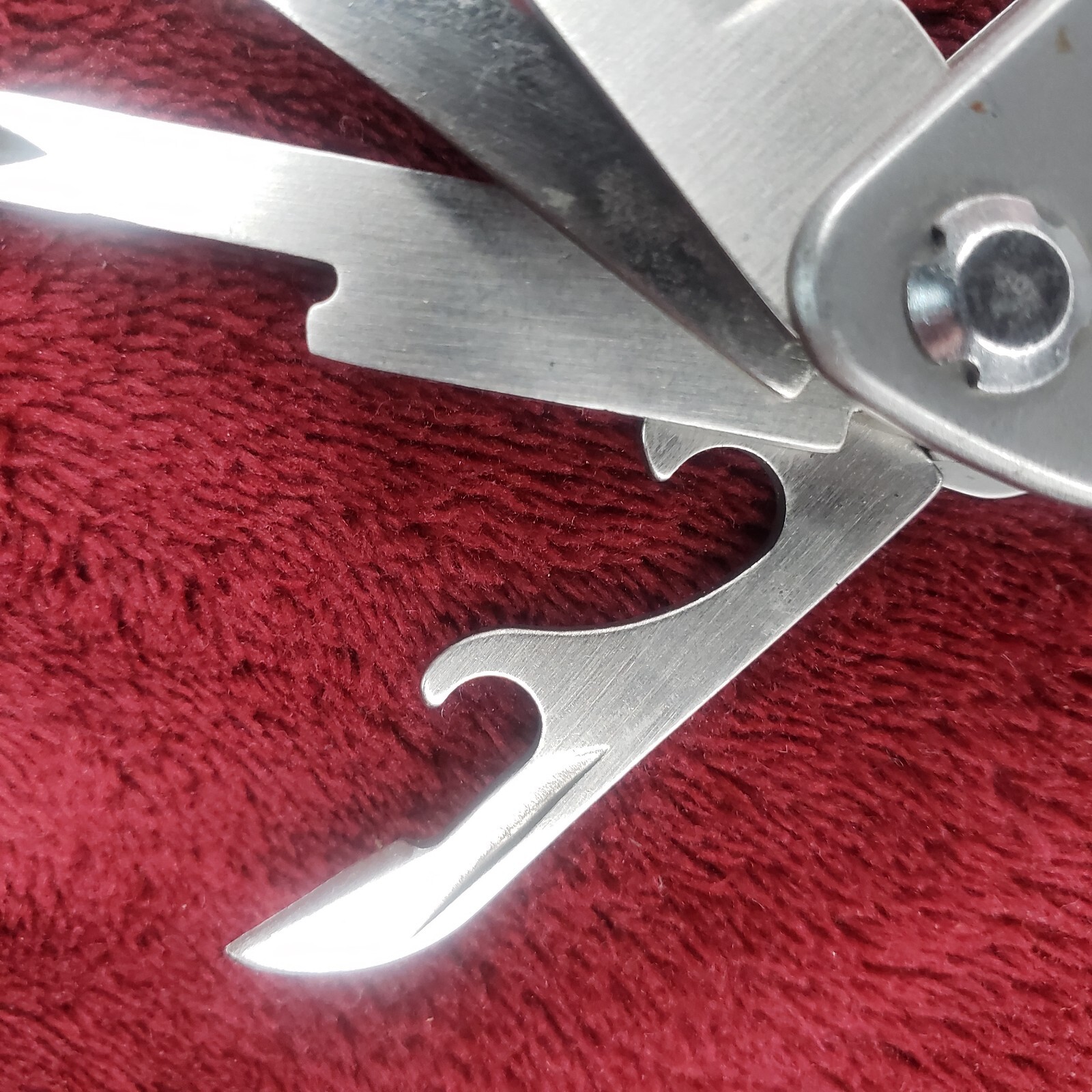 🔪 Winchester Winframe Knife Pliers Cutters Screwdriver Multi-Tool 22-41473