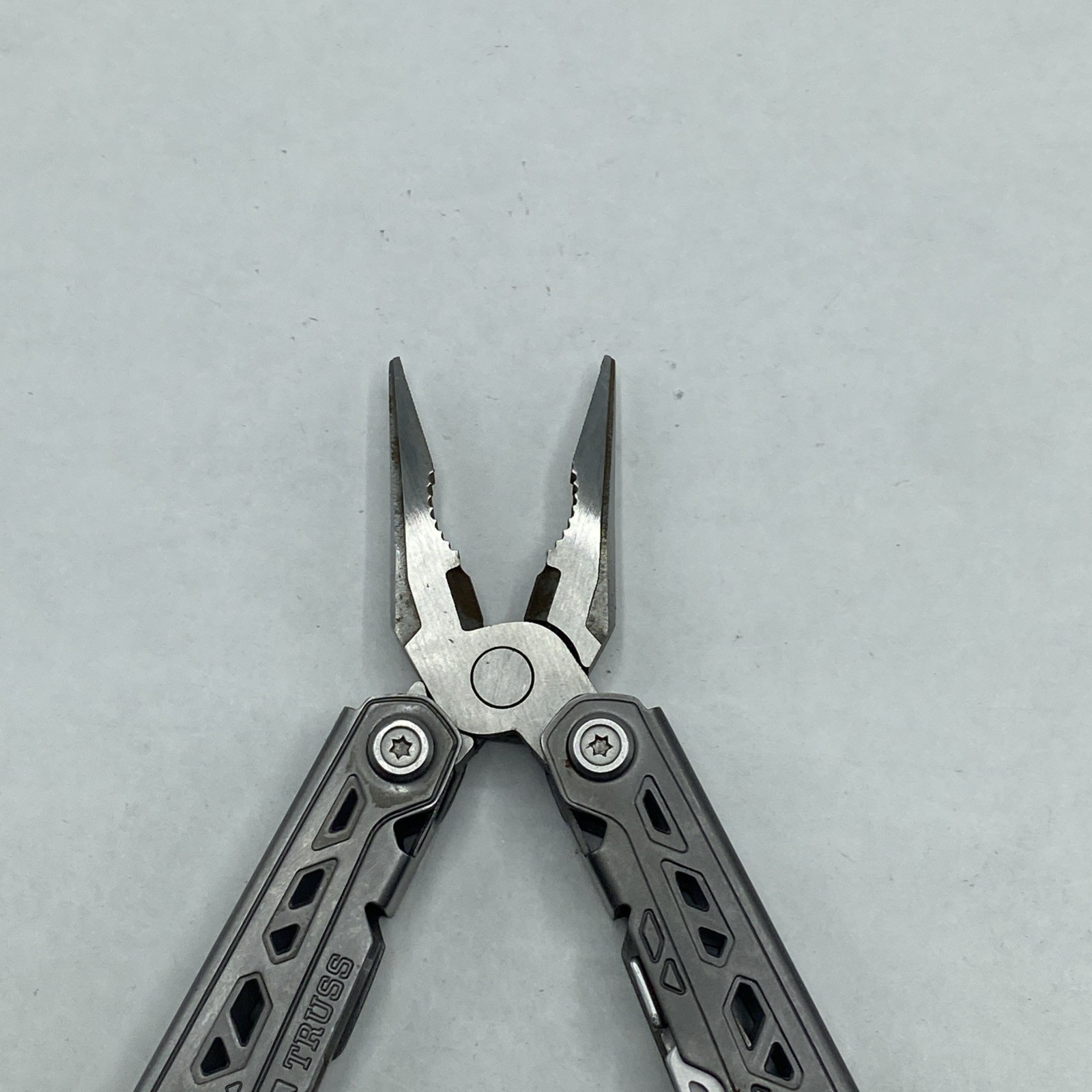 Gerber Truss Multi Tool – Gray