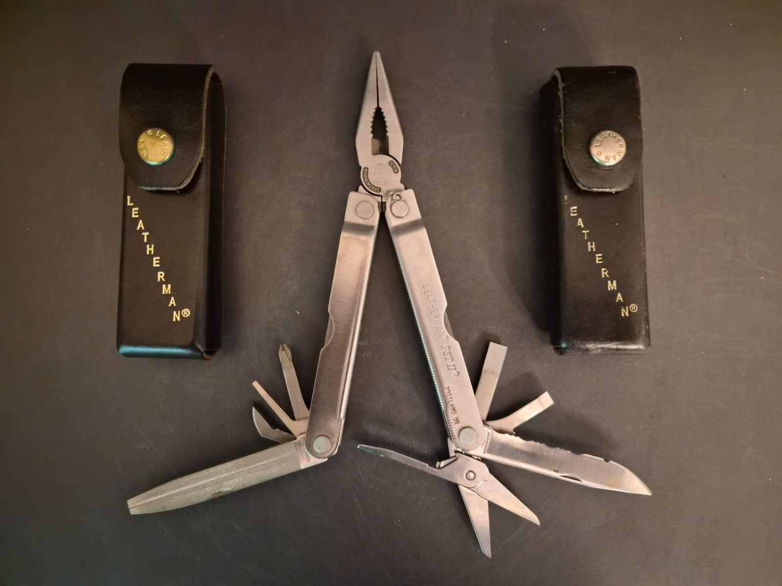 1 Leatherman Pocket Survival Tool PST ll Multi-Tool w/ 2 Sheath Portland OR USA