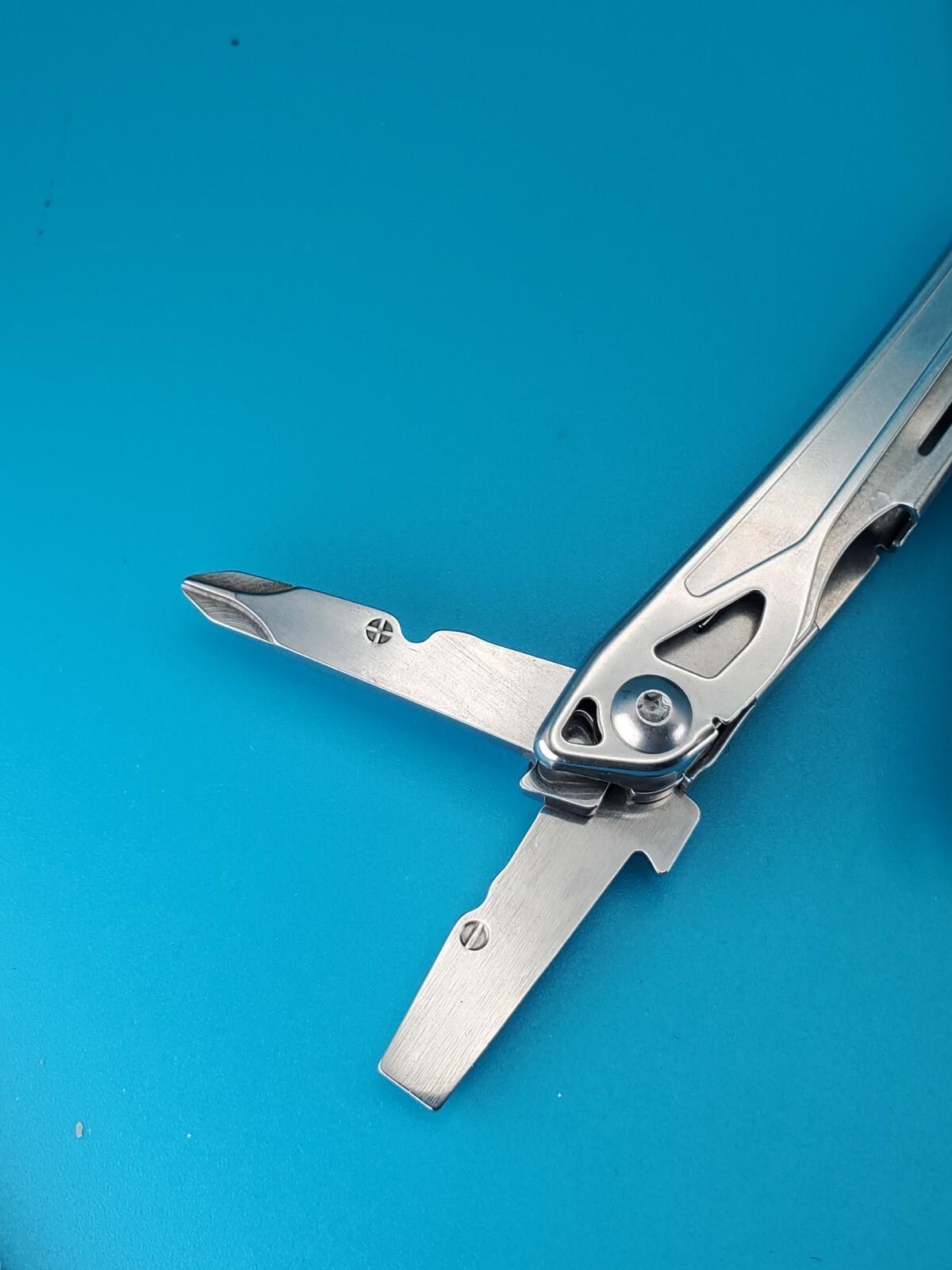 LEATHERMAN WINGMAN MULTI-TOOL! FAST SHIPPING! NORTH AMERICAN MINING