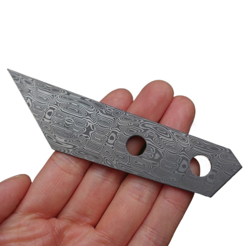 Handmade forging – High Hardness RWL34 Damascus Steel EDC Tool Pry Bar ASP60