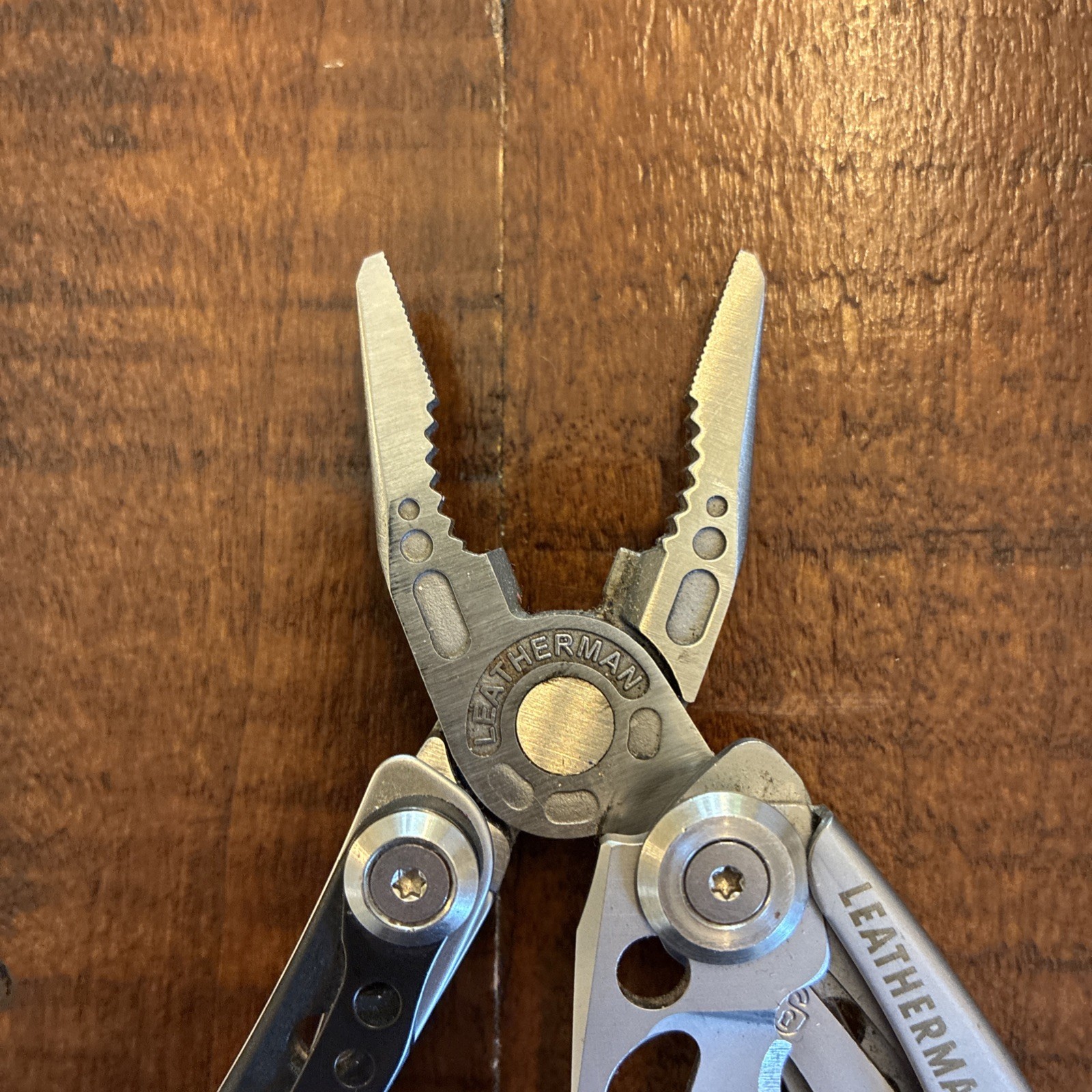 Leatherman Freestyle Multi-Tool – Discontinued – Excellent