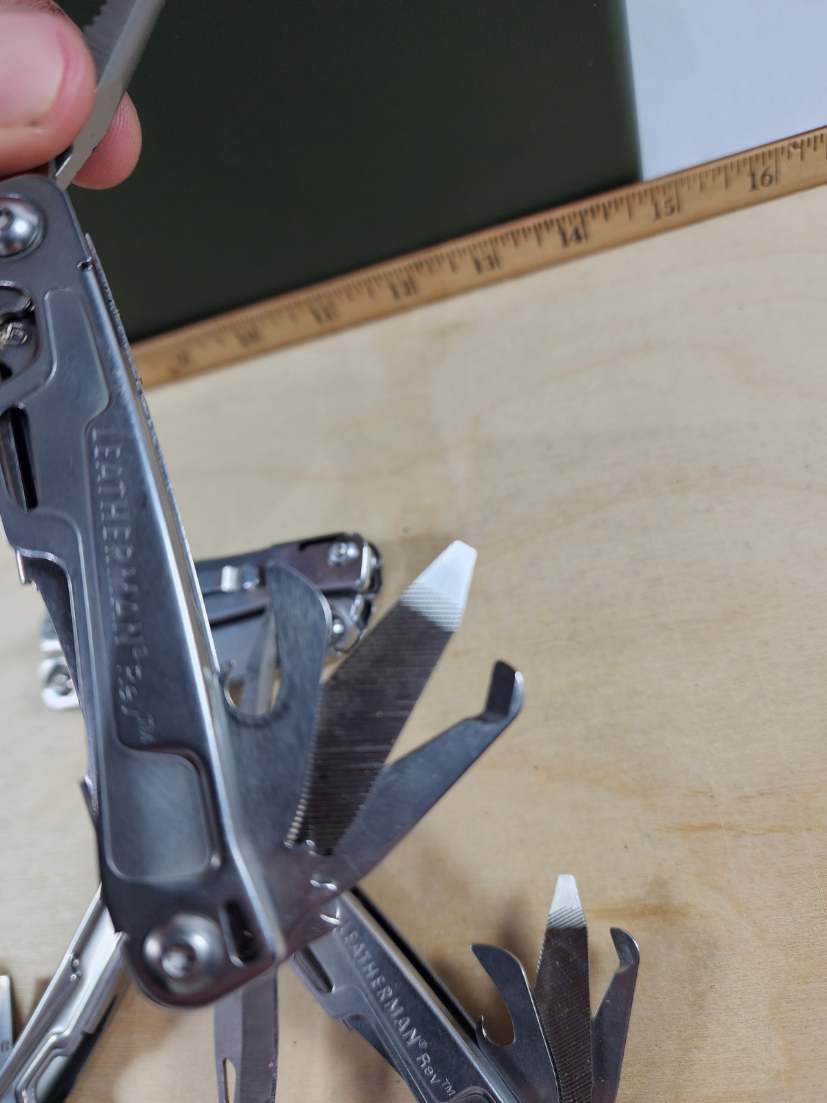 Leatherman Rev one at random great conditions. x1(ONE) per order