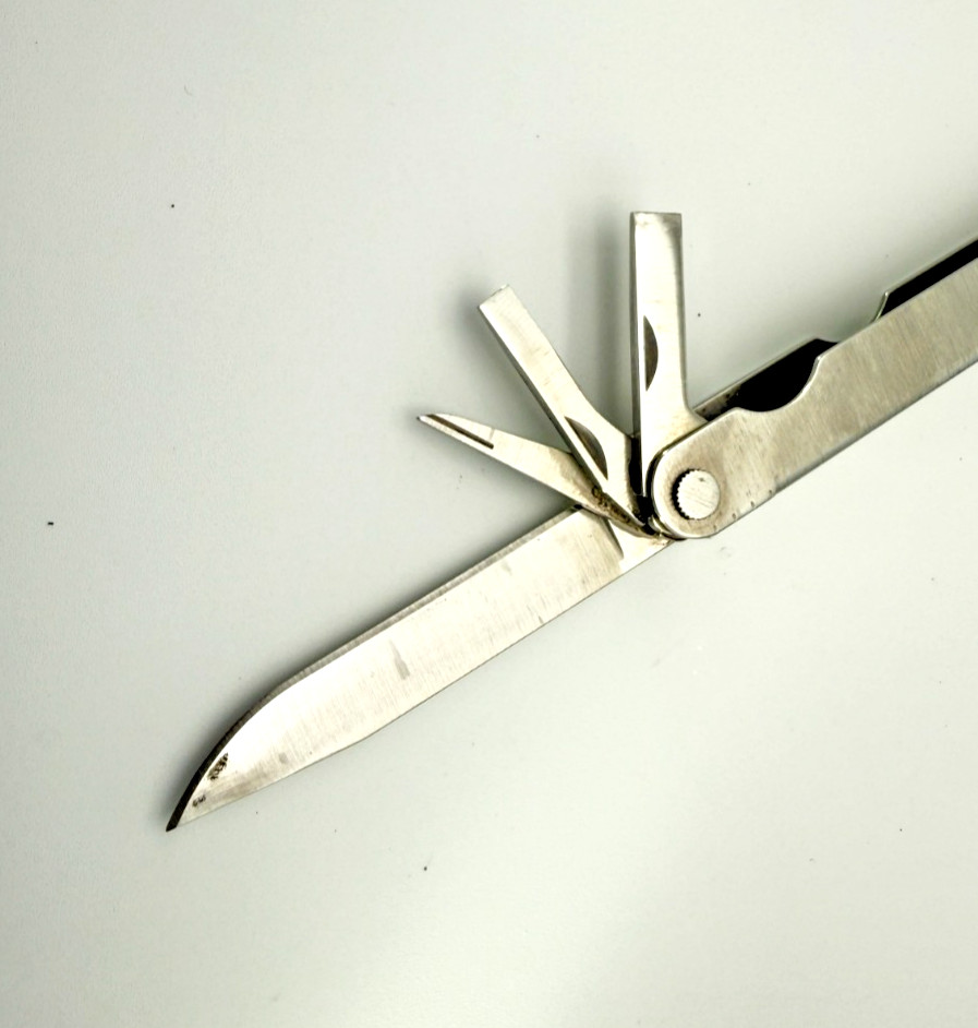 VINTAGE LEATHERMAN MULTI TOOL. USA Portland OR Used