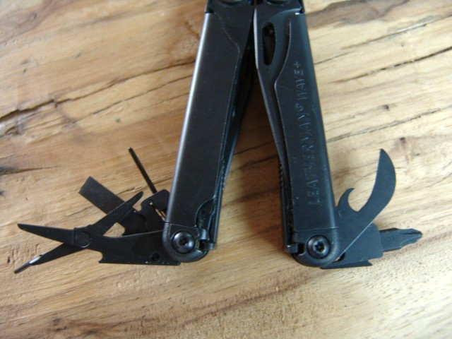 LEATHERMAN WAVE PLUS+ BLACK OXIDE-MULTI TOOL-PRODUCTION ERROR- LEATHERMAN CASE
