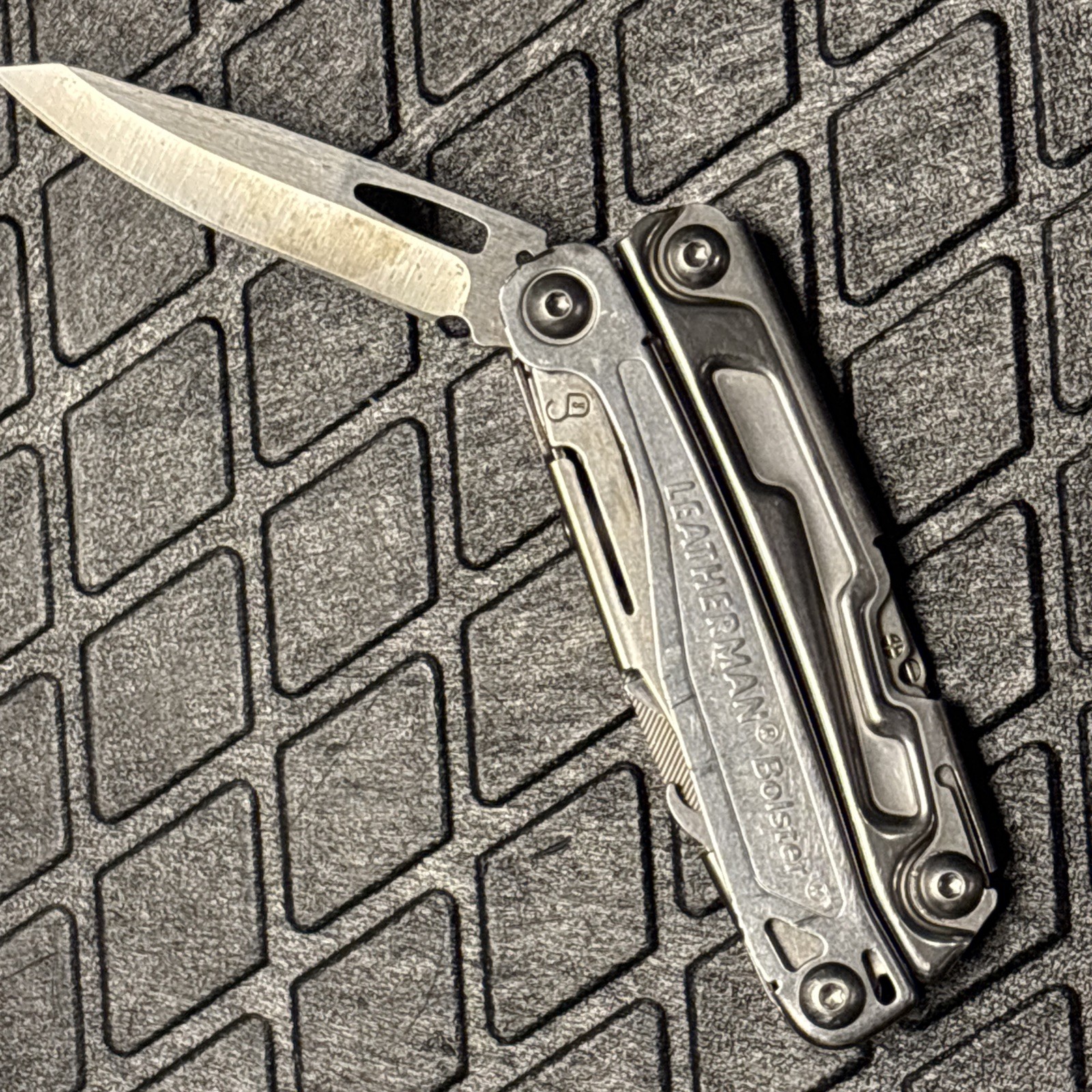 Leatherman Bolster Multi Tool – Silver
