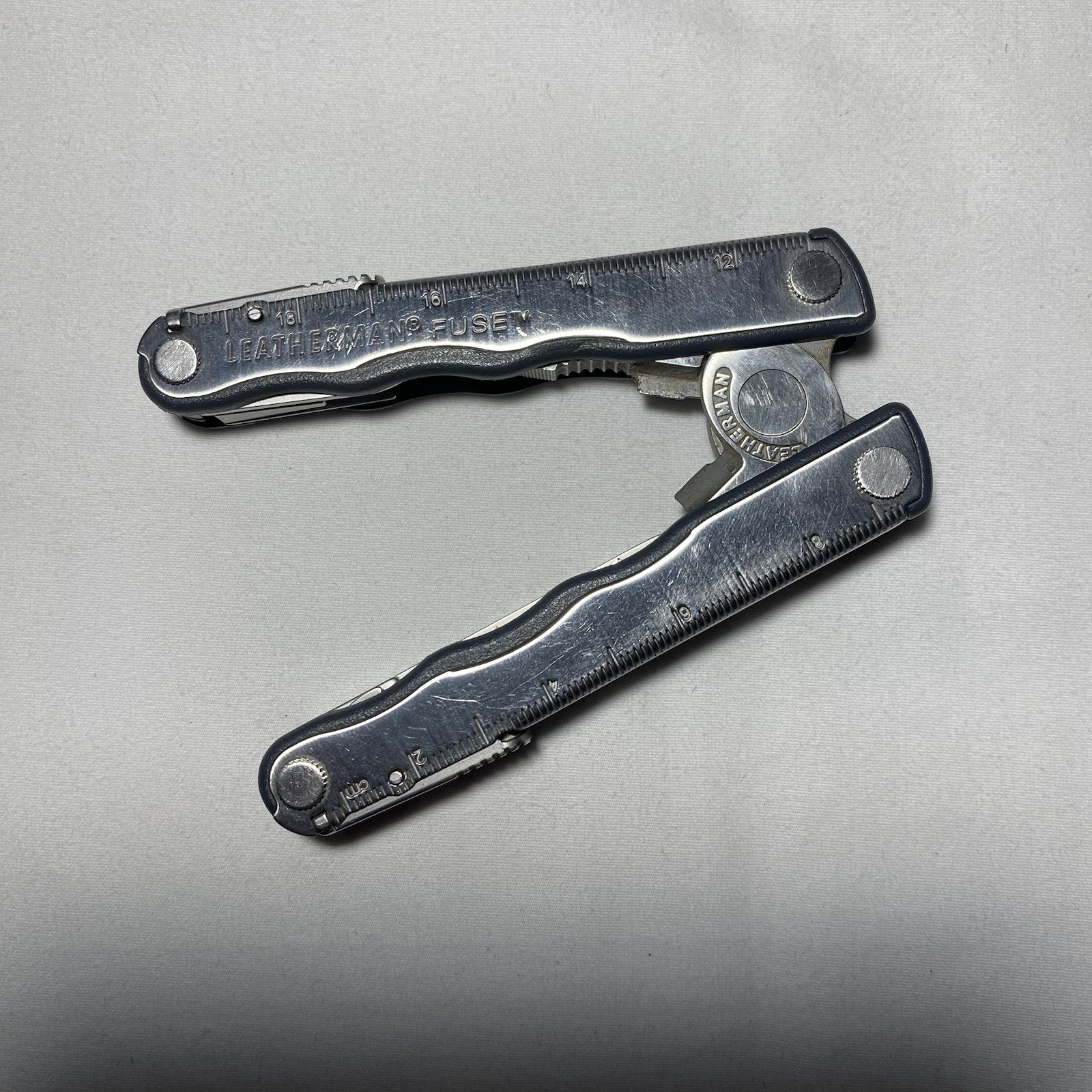 Leatherman Fuse Stainless Steel Folding Multi-Tool, Utility, Chips/Cracks