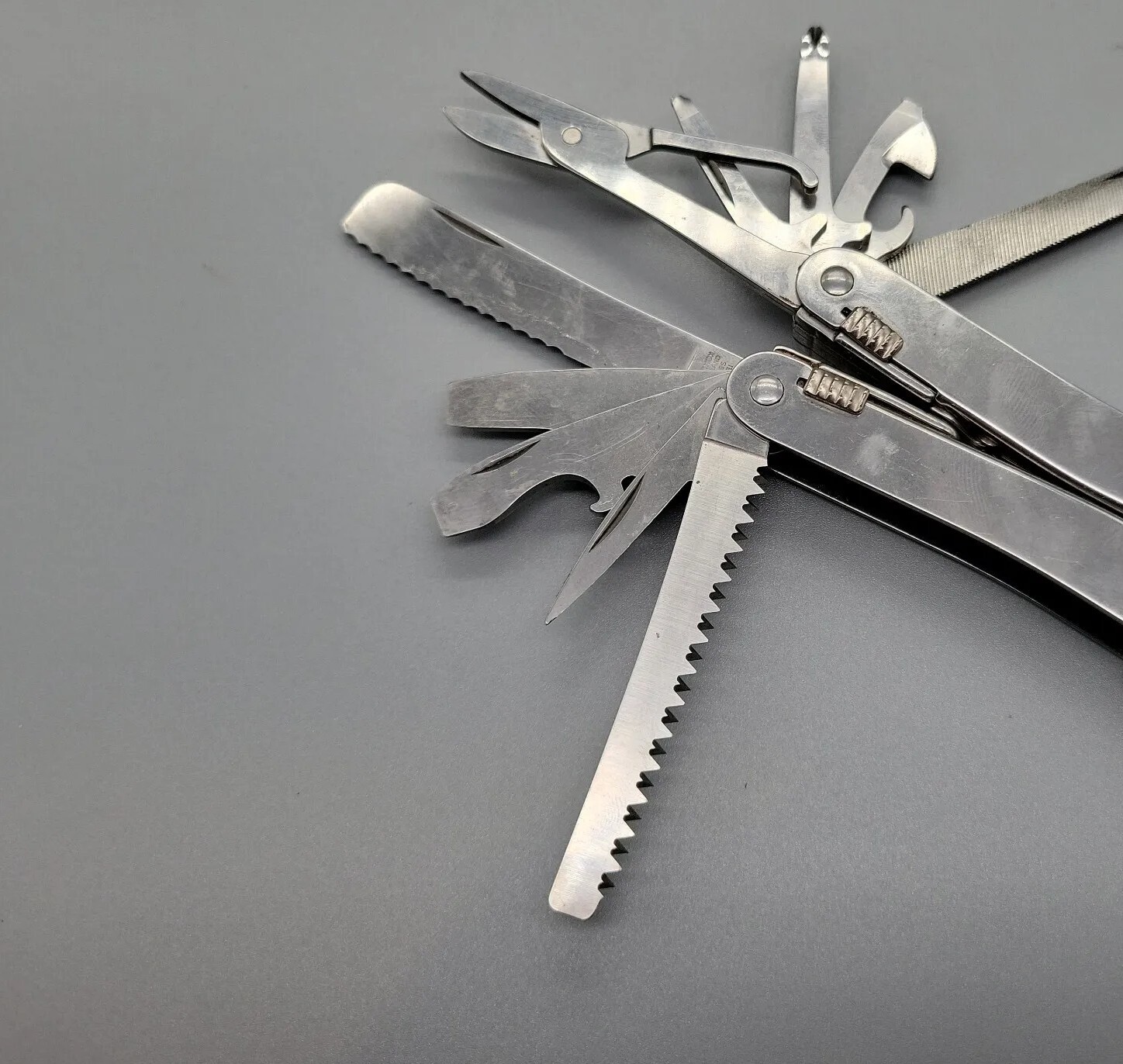 Victorinox Swiss Tool X Multi Tool w/ Leather Sheath – 28 Tools-Scissors Version