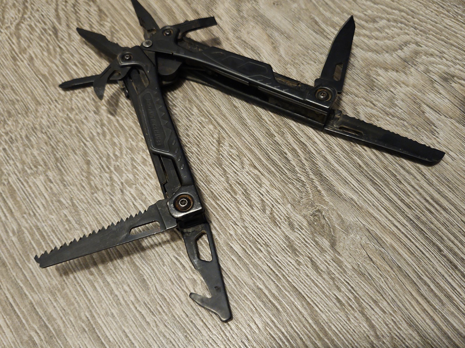 Leatherman OHT One Handed Tool Multi Tool – Black, Used, Good Condition