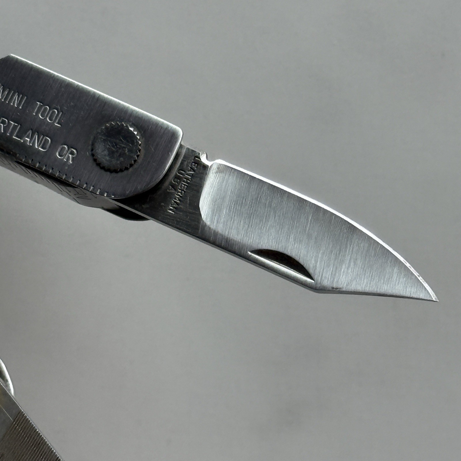 Leatherman MINI TOOL multitool. Variant w/US PAT PEND on Both Sides