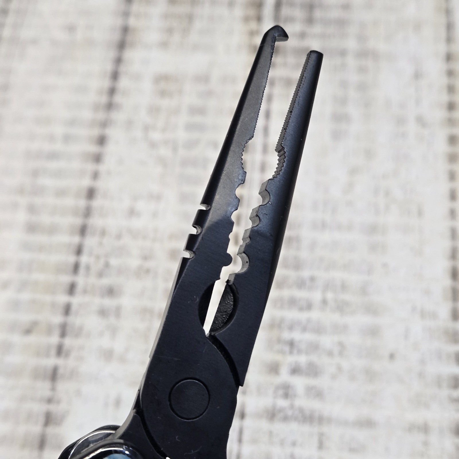 MOSSY OAK 13-in-1 Large Folding Multi Tool Plier Portable Pocket Knife Camping