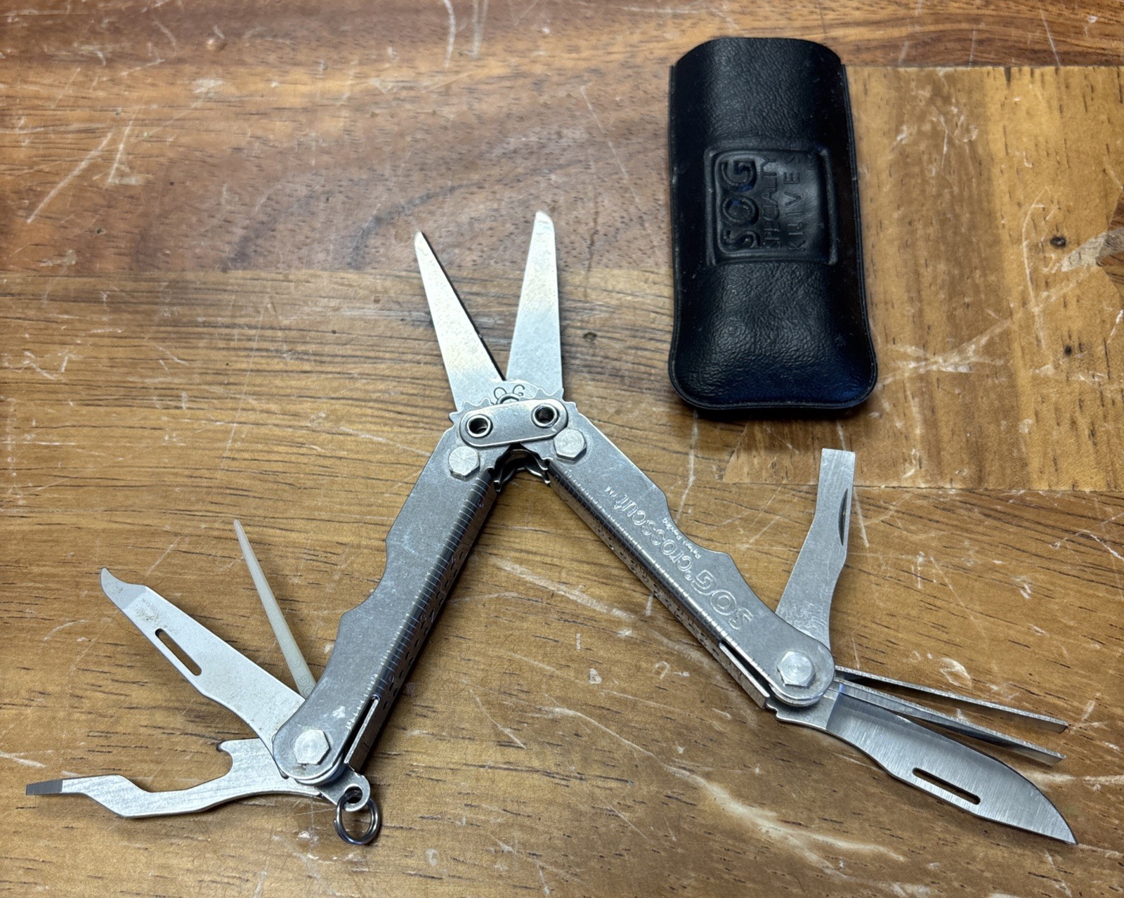 SOG Crosscut Multitool Knife With Slip Sheath