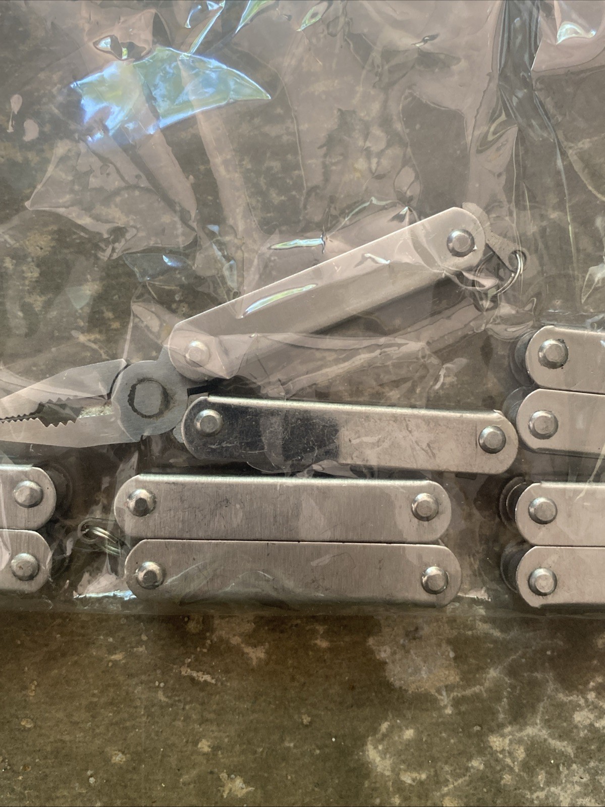 5 Unbranded Folding Pocket Multi Use Tool, Used Good Condition