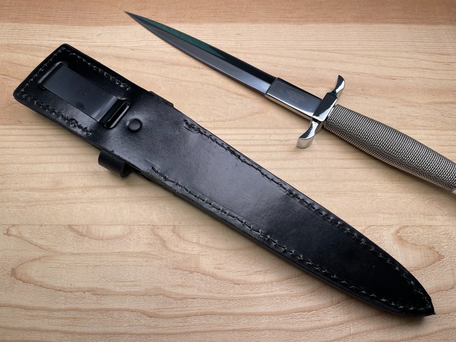GIL HIBBEN Silver Shadow Dagger Knife With Leather Sheath – Double-Edged Blade