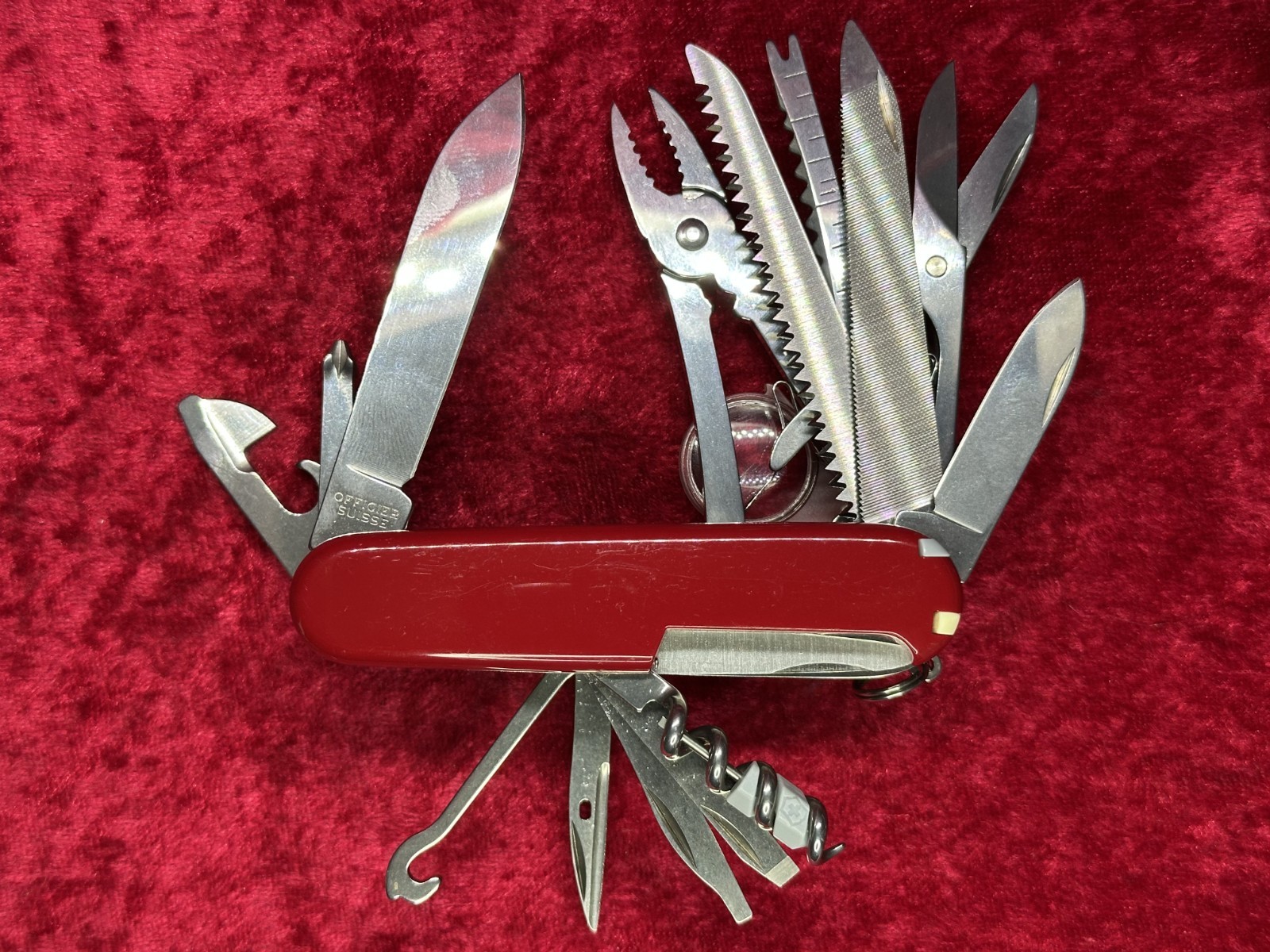 Victorinox SwissChamp Red Swiss Army Knife 91mm 33 Function 22 Tool 8 Layer($55)