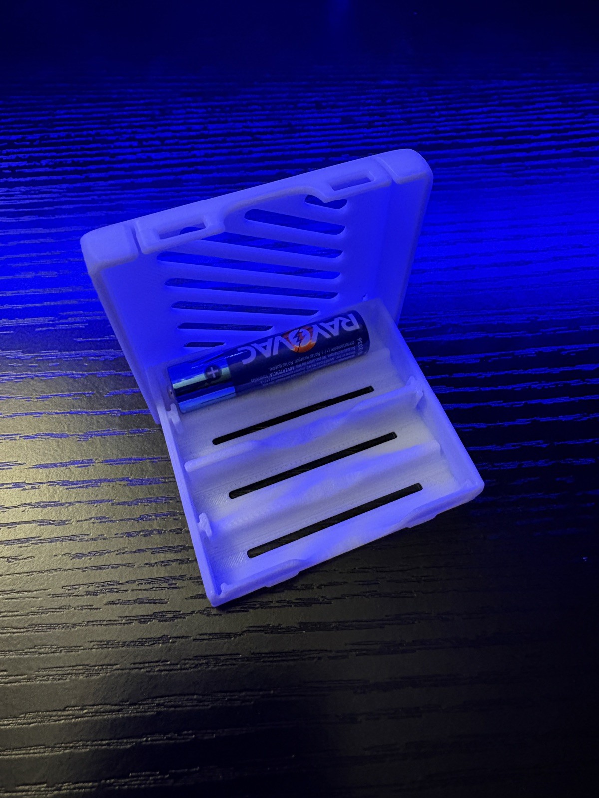 7 pc white 3-D printed PLA Every Day Carry samples, utilities and supplement kit