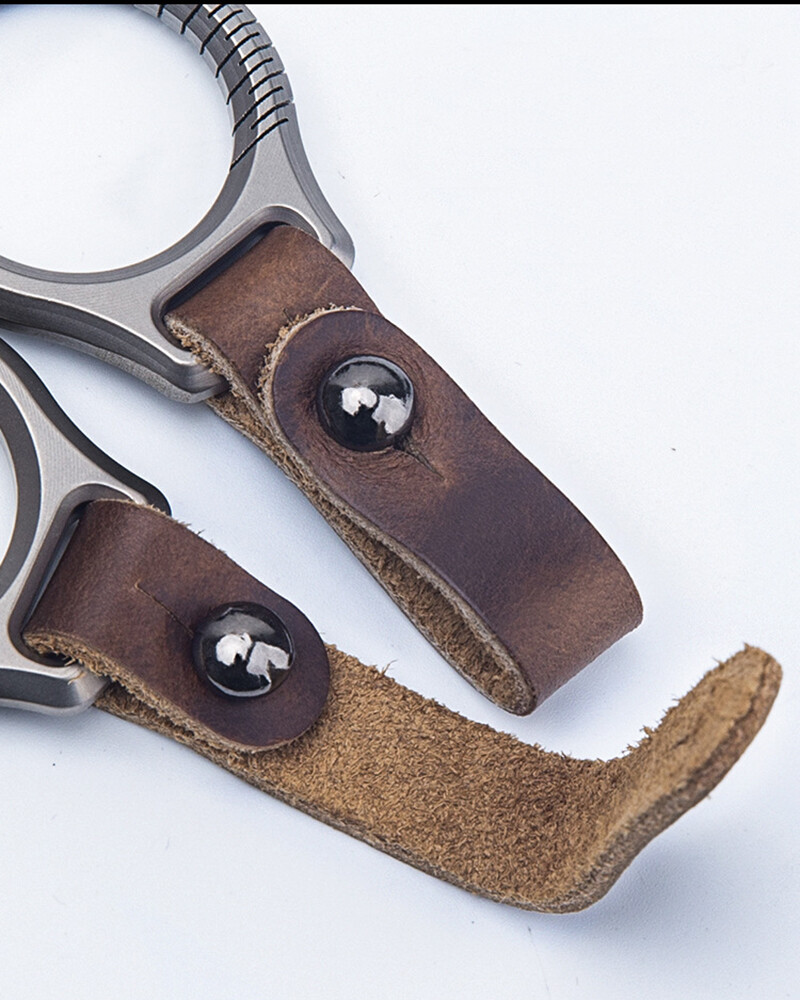 EDC Titanium Alloy Leather Porable Hanging Buckle Car Keychain Key Belt Waist