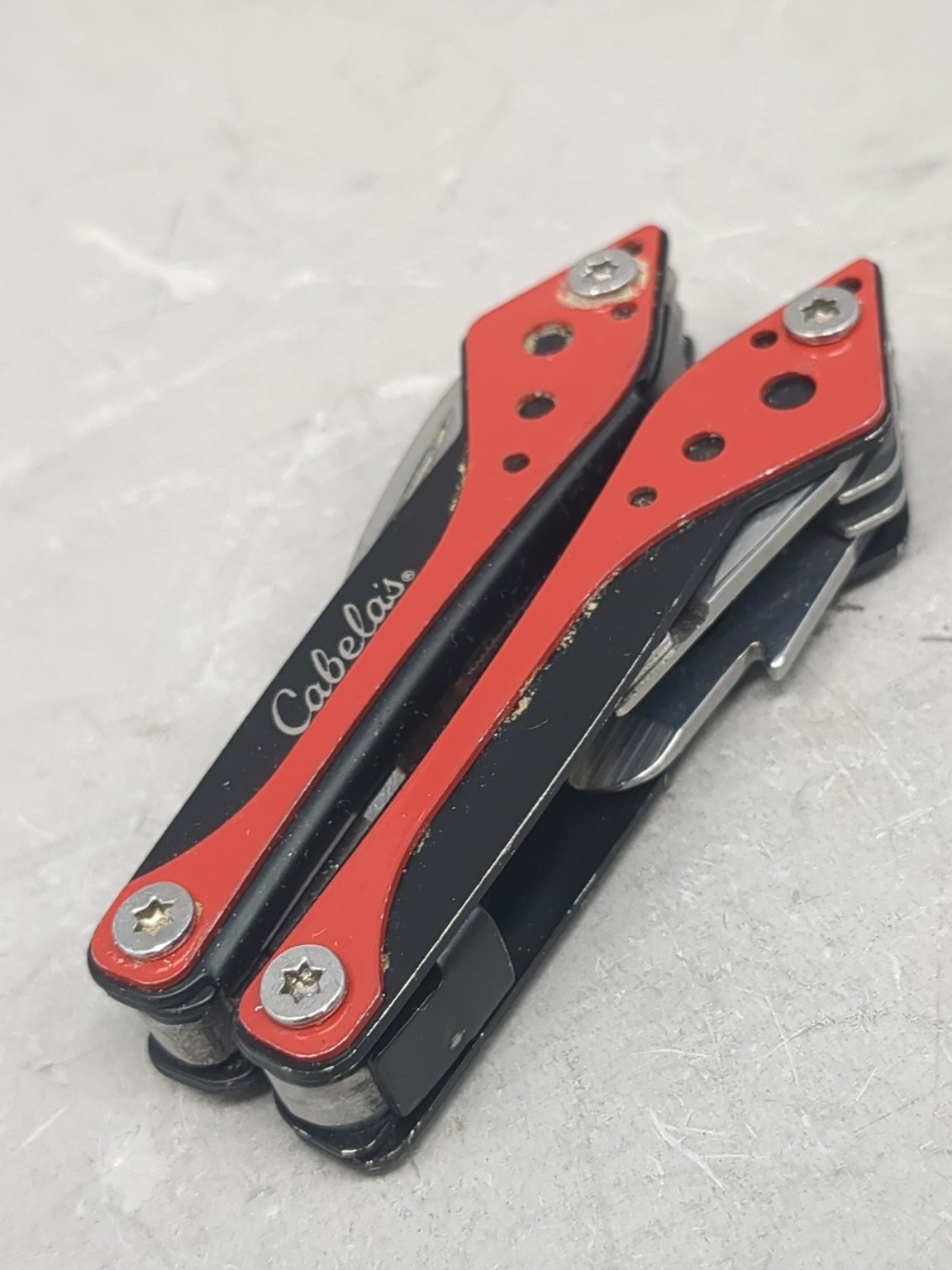 Cabela’s Multi-Tool Stainless Steel Red Black Camping Hiking Knife