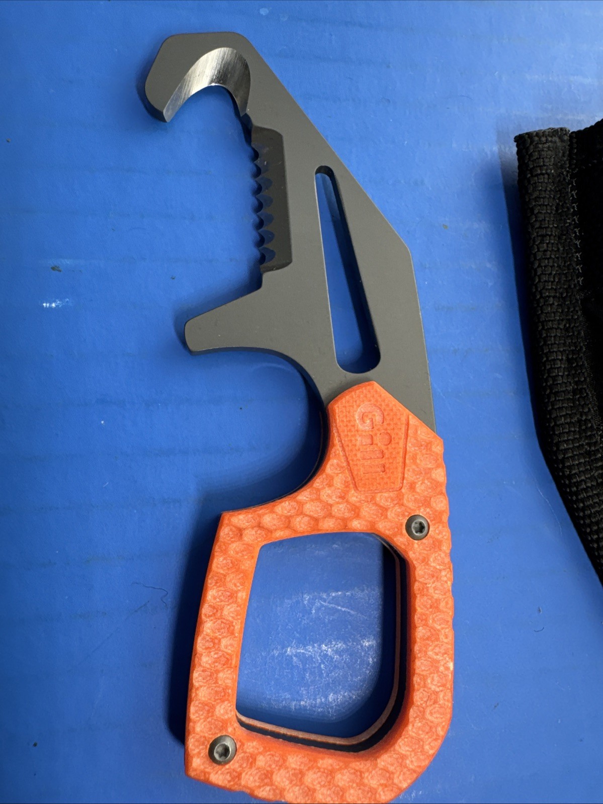 Gill Harness Rescue Tool MT-011 with Sheath