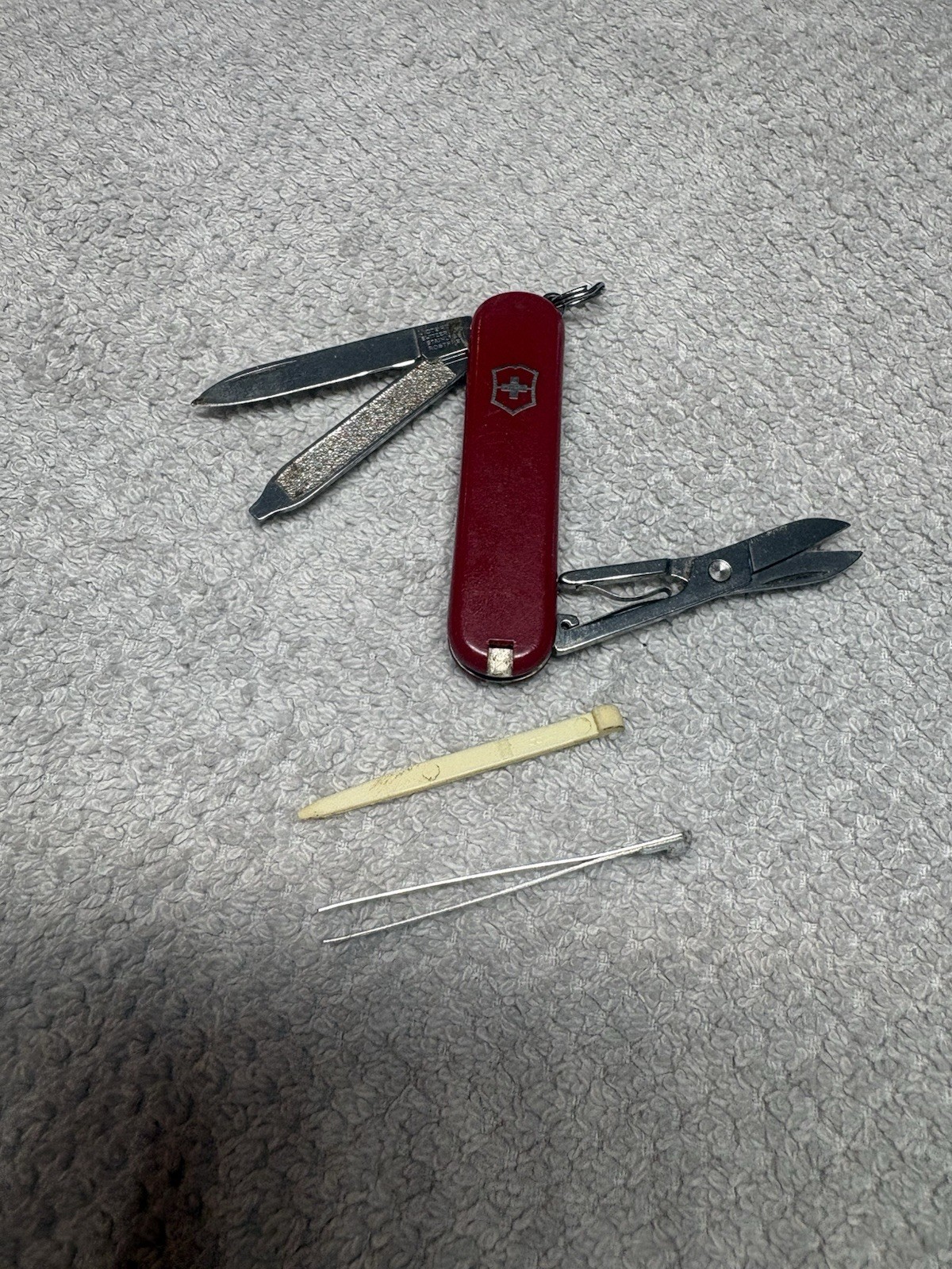 Victorinox Classic SD Swiss Army Knife Red 5-Tool Keyring 2-1/4”