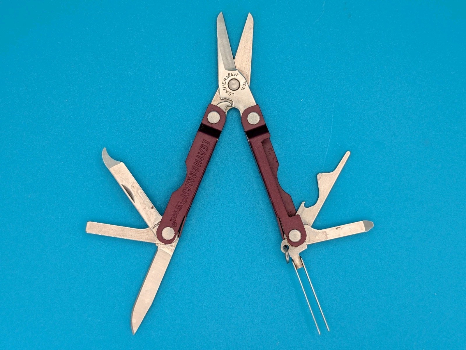 Leatherman Micra Multi-Tool, Knife, Scissors, Key Ring, Maroon Red!