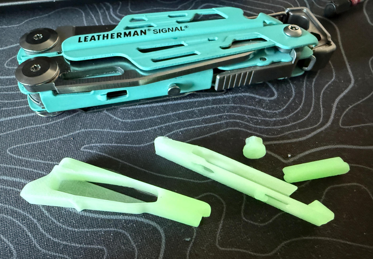 Leatherman Signal EDC Upgrade Pack – Accessory Pack