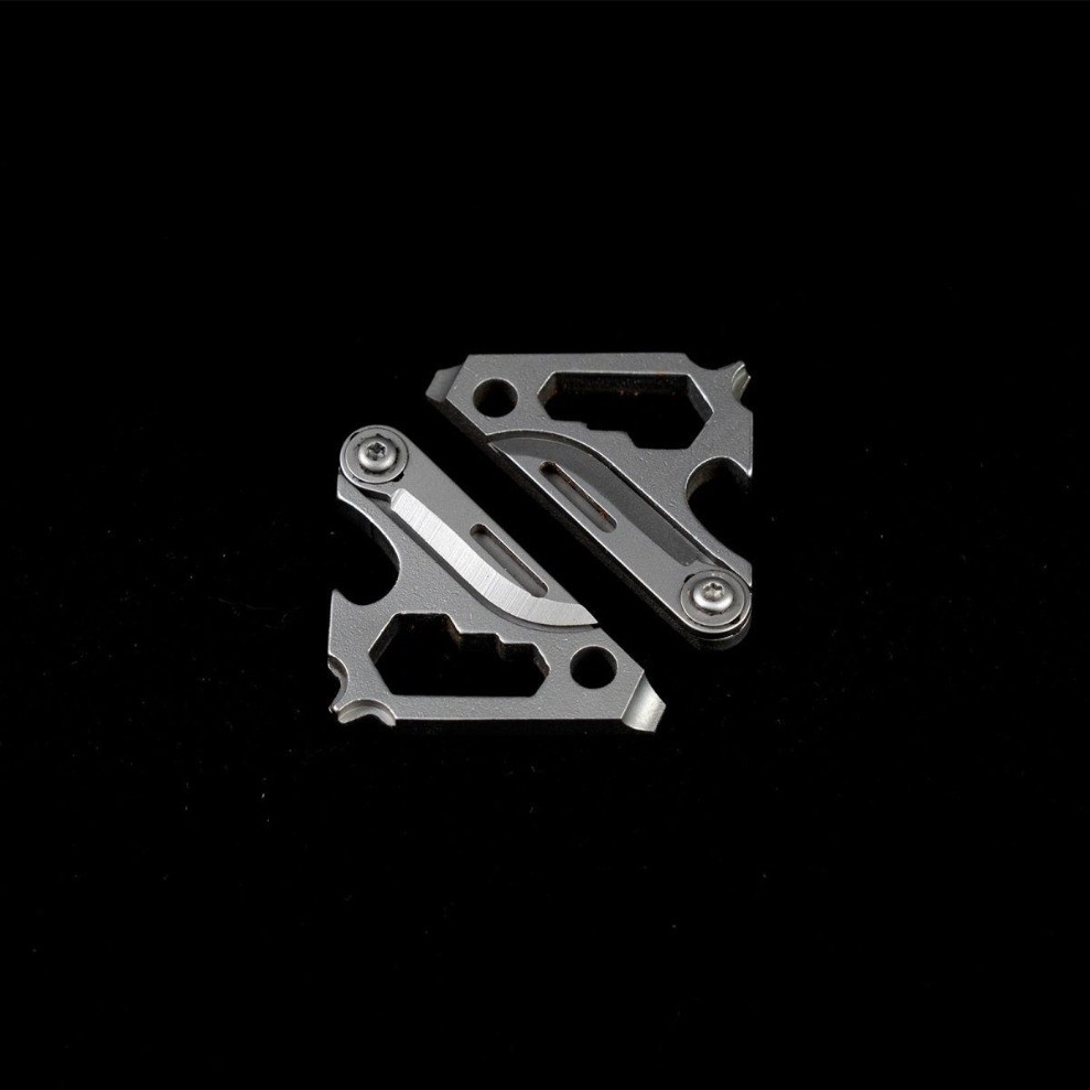 EDC Triangle Tool Folding Keychain outdoor Tools