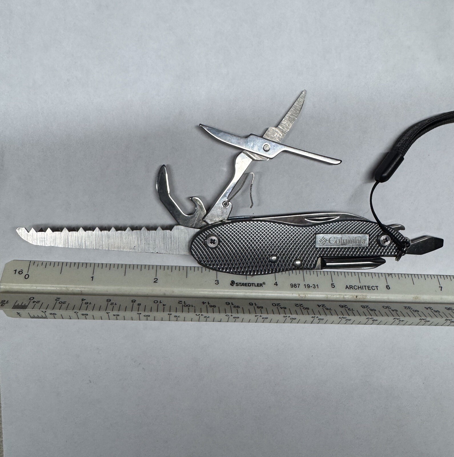 Columbia Deluxe Multi Tool Stainless Steel 10 Functions With Lanyard