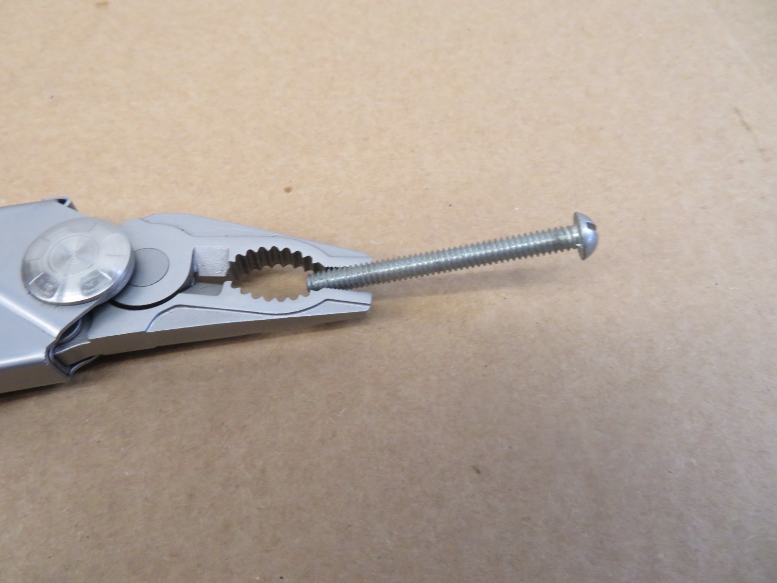 Gerber Grappler Multi-Plier Multi tool w/locking pliers Sheath EC