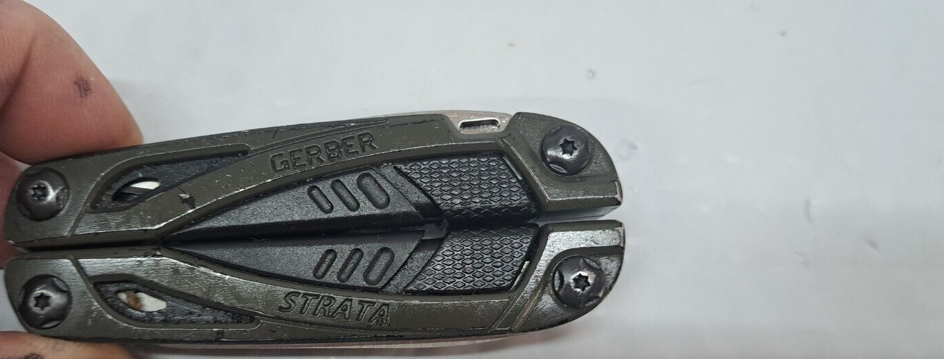 Gerber Strata EDC Compact Folding Pocket Knife Multi-Tool Discontinued 11/1/8