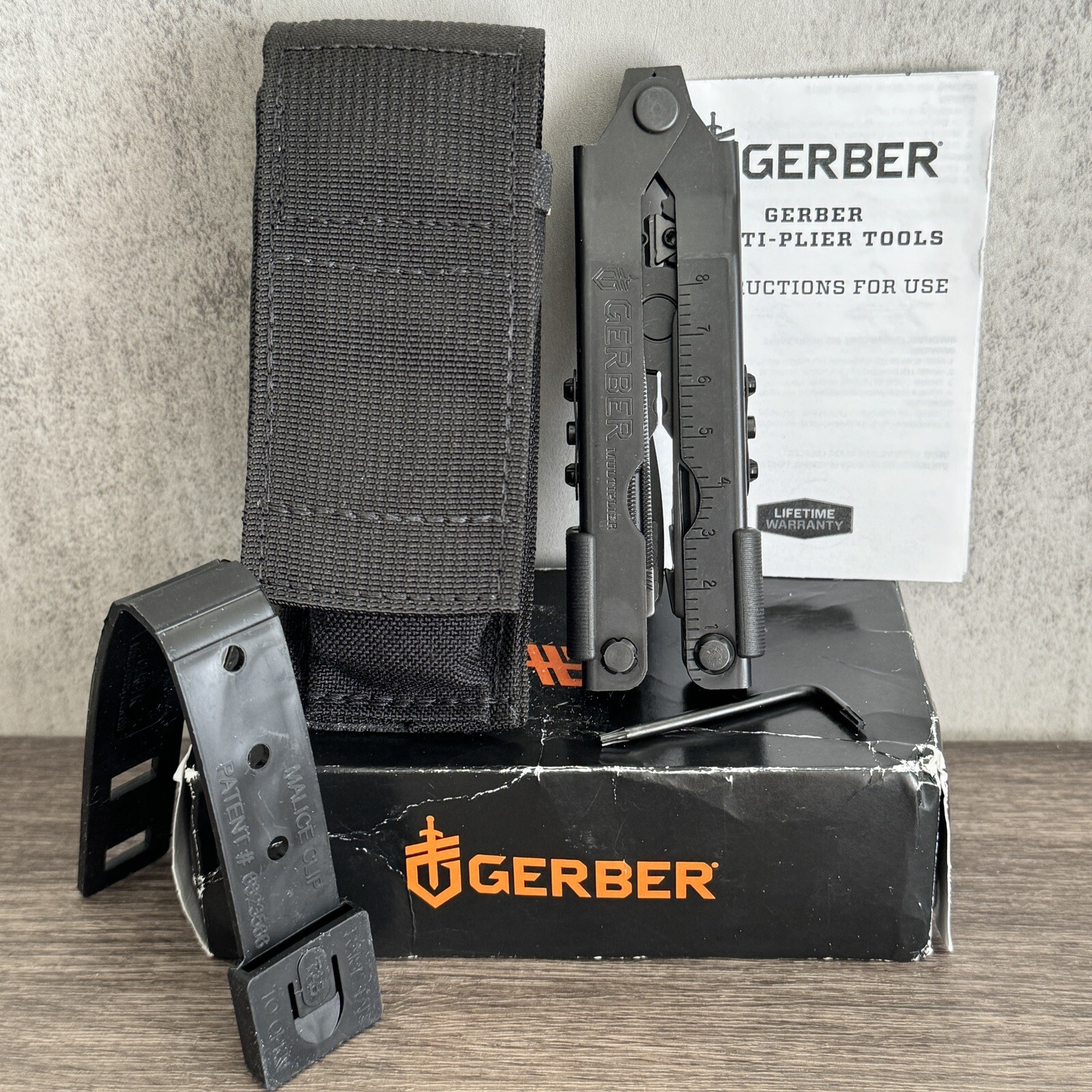 ORIGINAL Gerber MP600 Blunt nose Multi-Plier Gerber MP 600 Multitool Made in USA