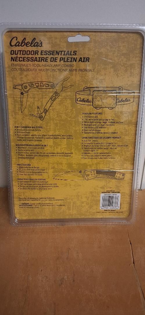 New Cabellas Outdoor Essentials Knife/Multitool/Headlamp Combo