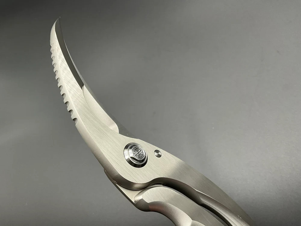 Rike Knife – Tactical Scissors