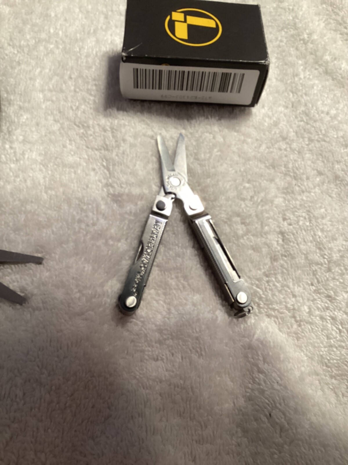 Leatherman Micra, Sog Cross Cut, Buck 350, Multi Tool Lot NEW