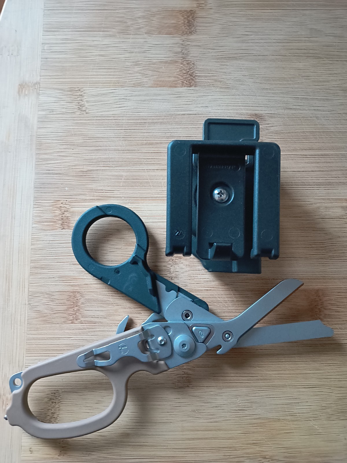 Leatherman Raptor Response Rescue Shears 6 In 1 Coyote/Black