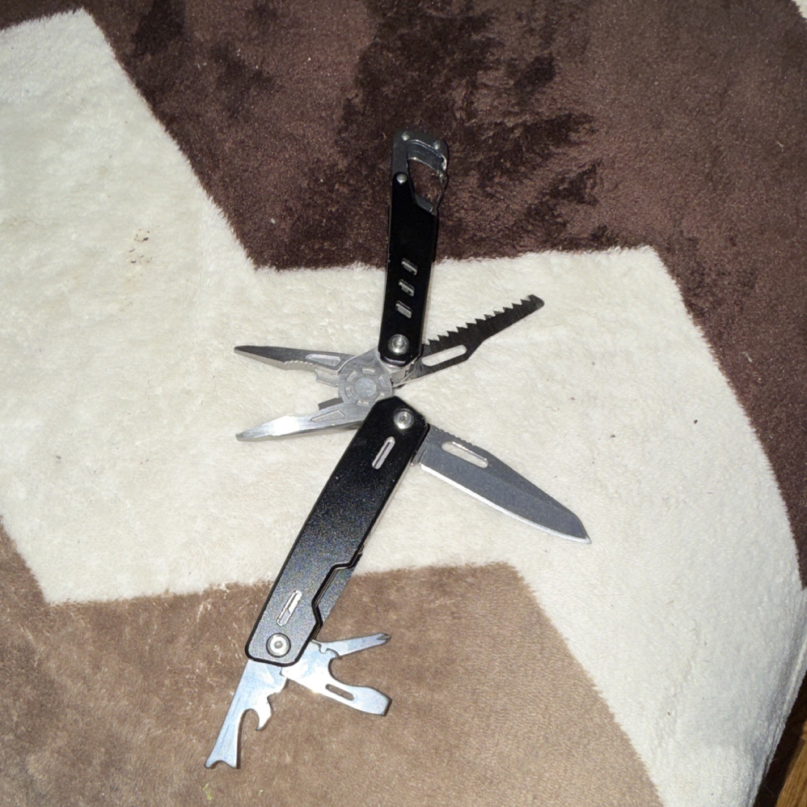 Black Silver Stainless Steel Multi-Tool Plier Knife Saw Carabiner Clip