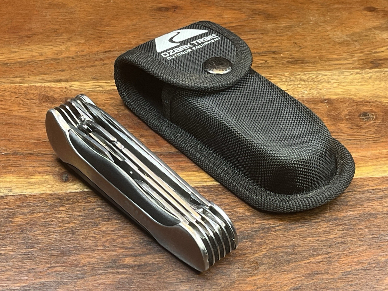 Camping Scout Knife Multitool Scissors Plier Corkscrew + Nylon Sheath