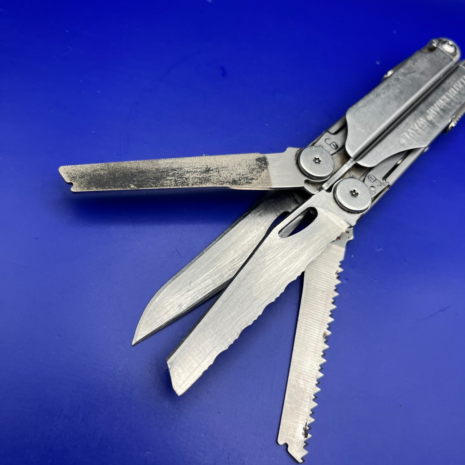 Leatherman Wave Multi-Tool w/ Sheath