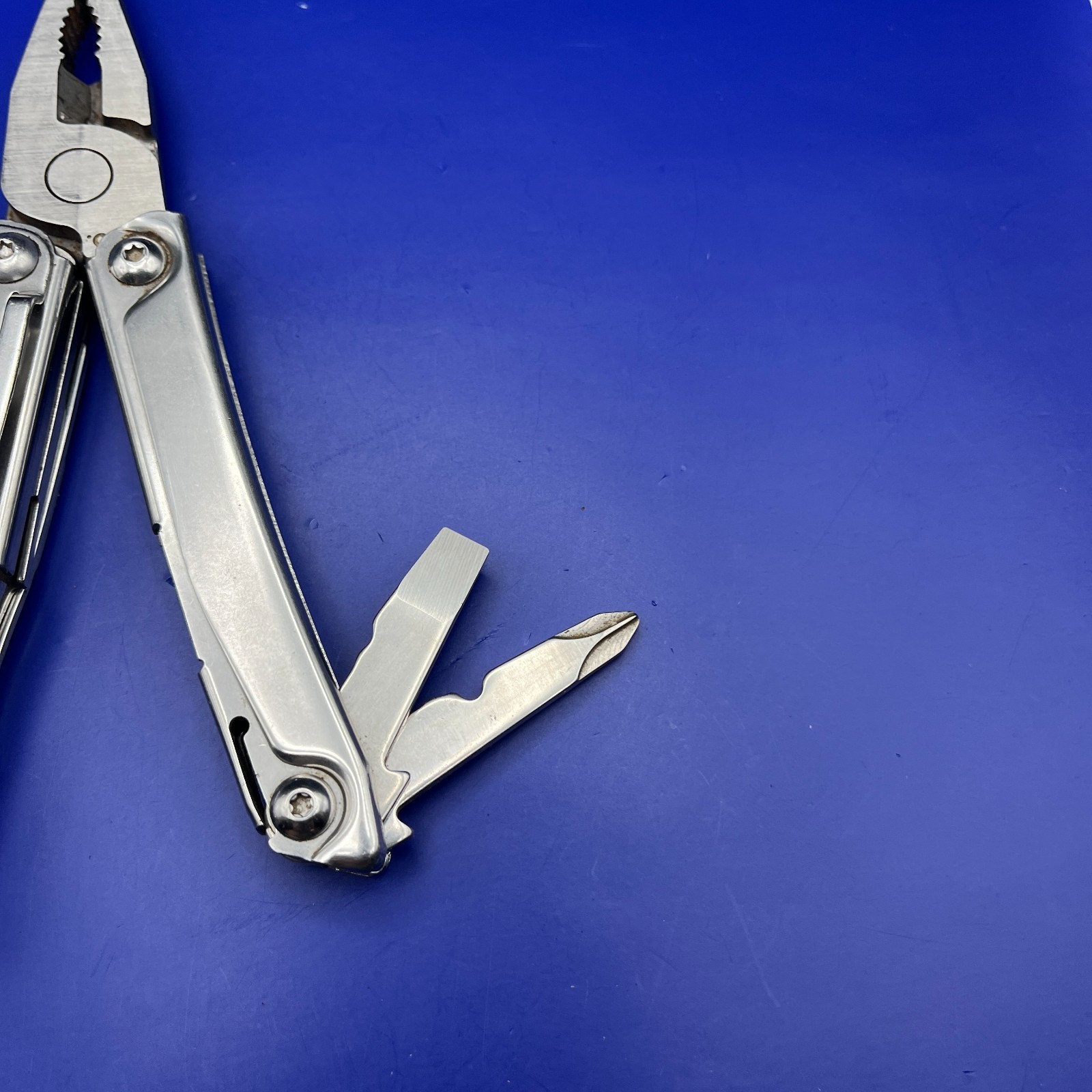 Leatherman Rev Multi Tool with Knife