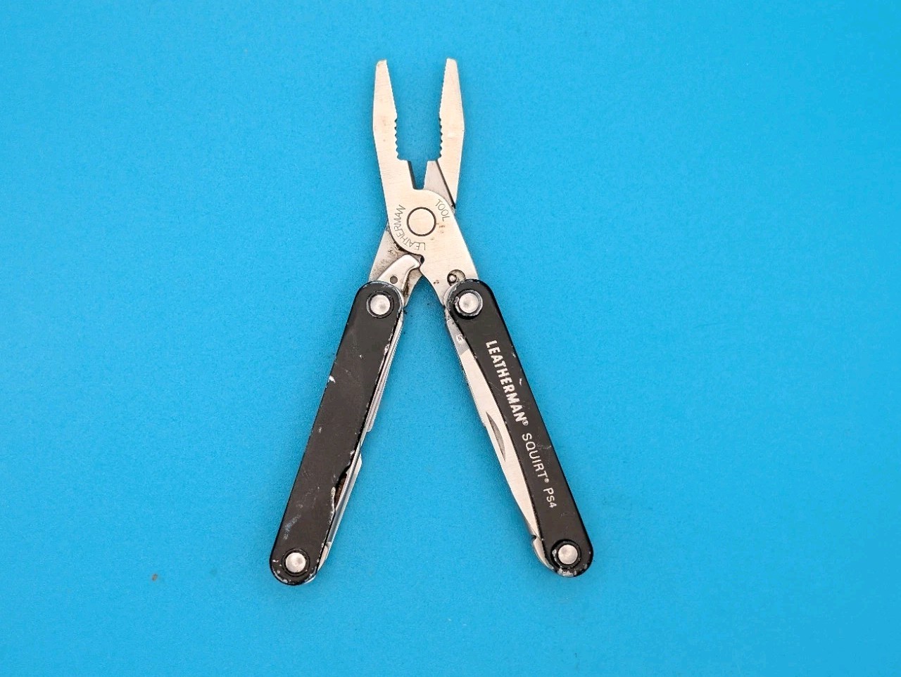 Leatherman SQUIRT PS4 Multi-Tool With Pliers Scissors Knife BLACK!