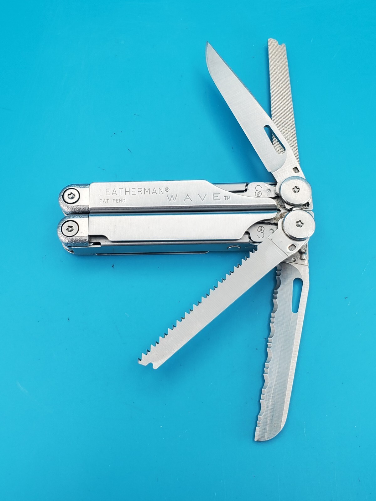 Leatherman Wave Original Vintage Retired, Dated 0502 (MAY, 2002) WITH SHEATH