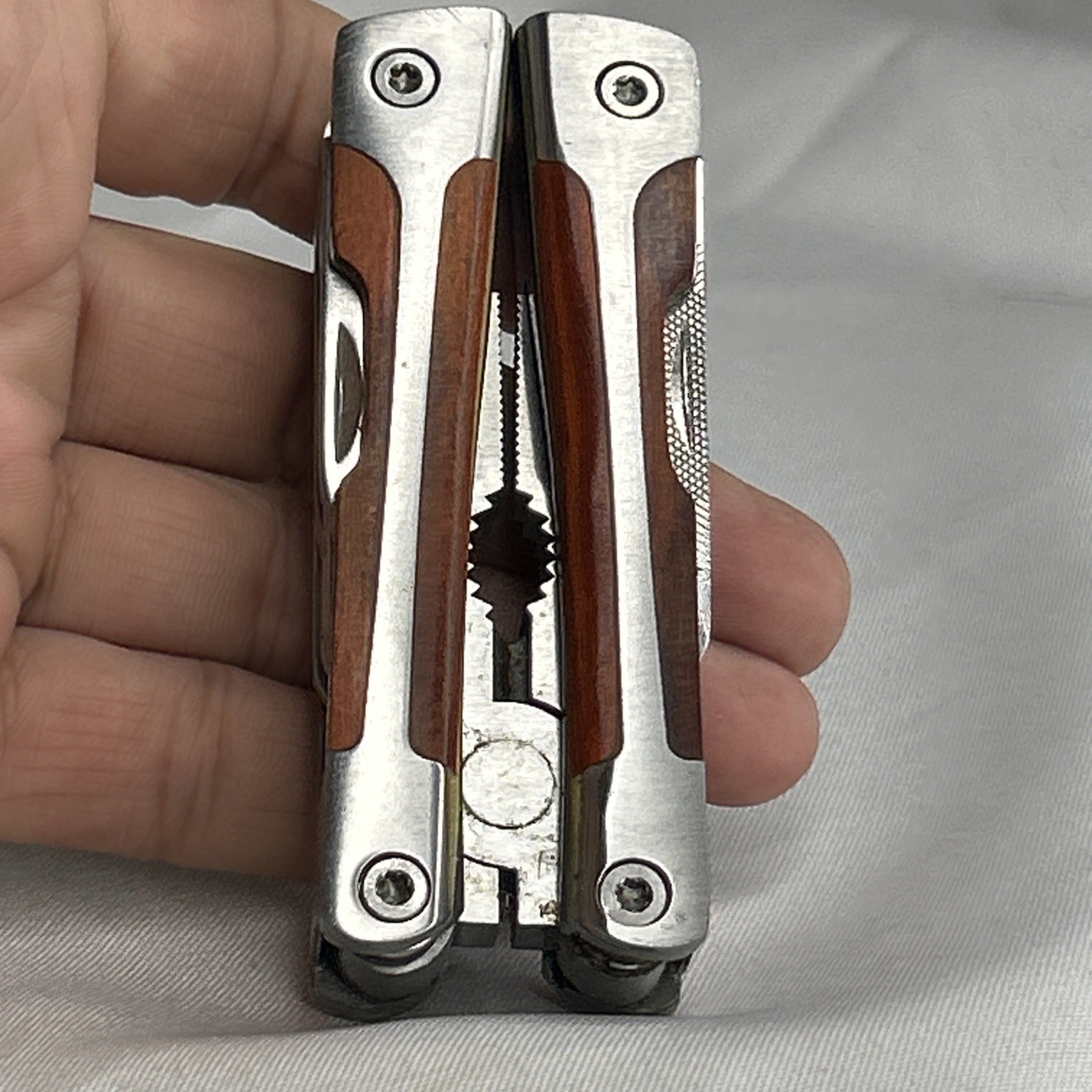 Winchester Trail Wood Stainless Steel 2CR Multi Tool 12 Tools Y2K Vintage Knife