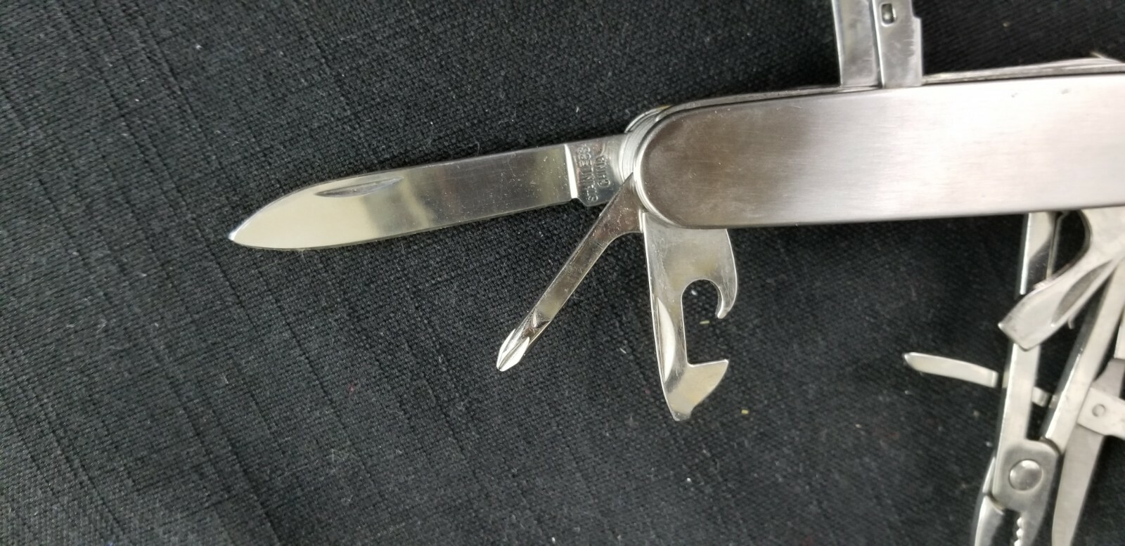 13 In 1 Stainless Steel Multi-Tool Pocket Knife