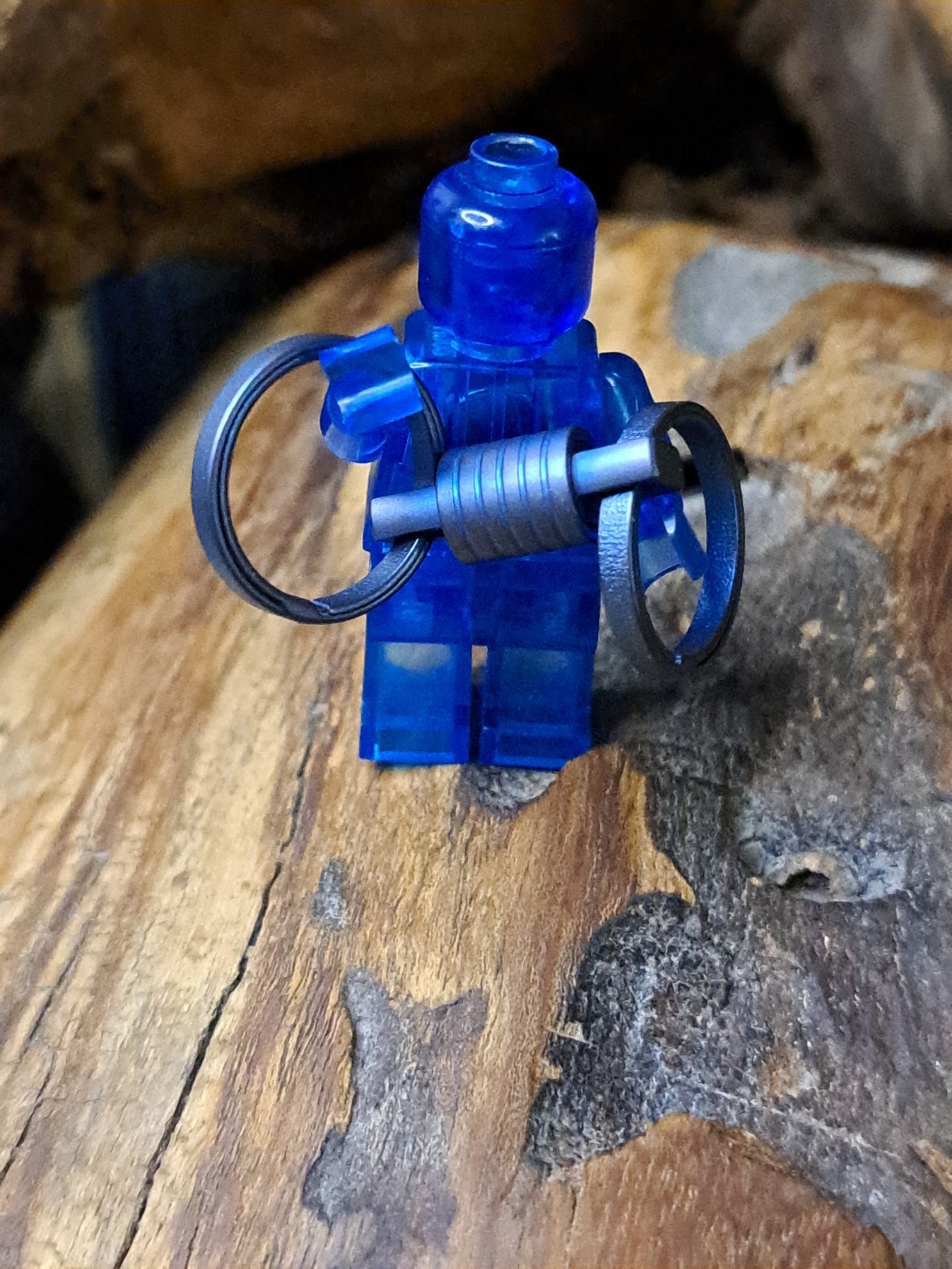 Pro Mini Series Anodized Titanium Swivel With 16mm Titanium Keyrings